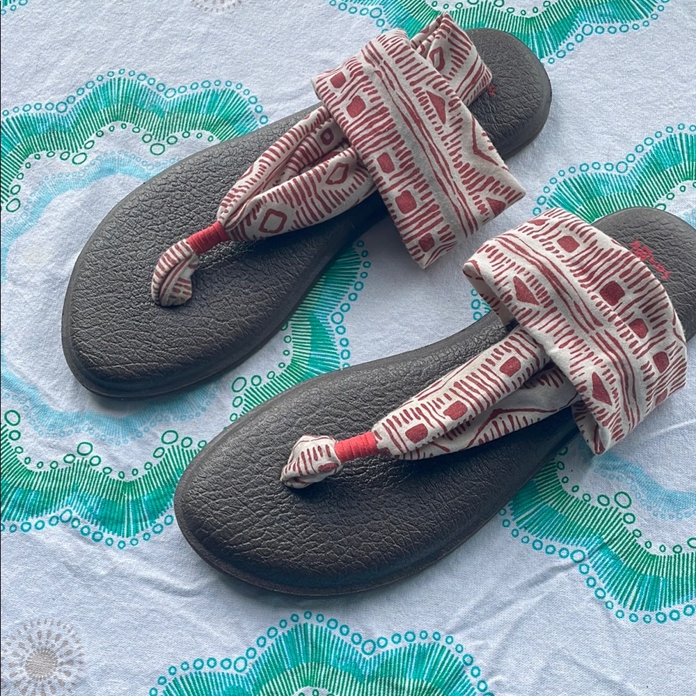 Sanuk Orange and Brown “Yoga Mat” Slingback Sandals